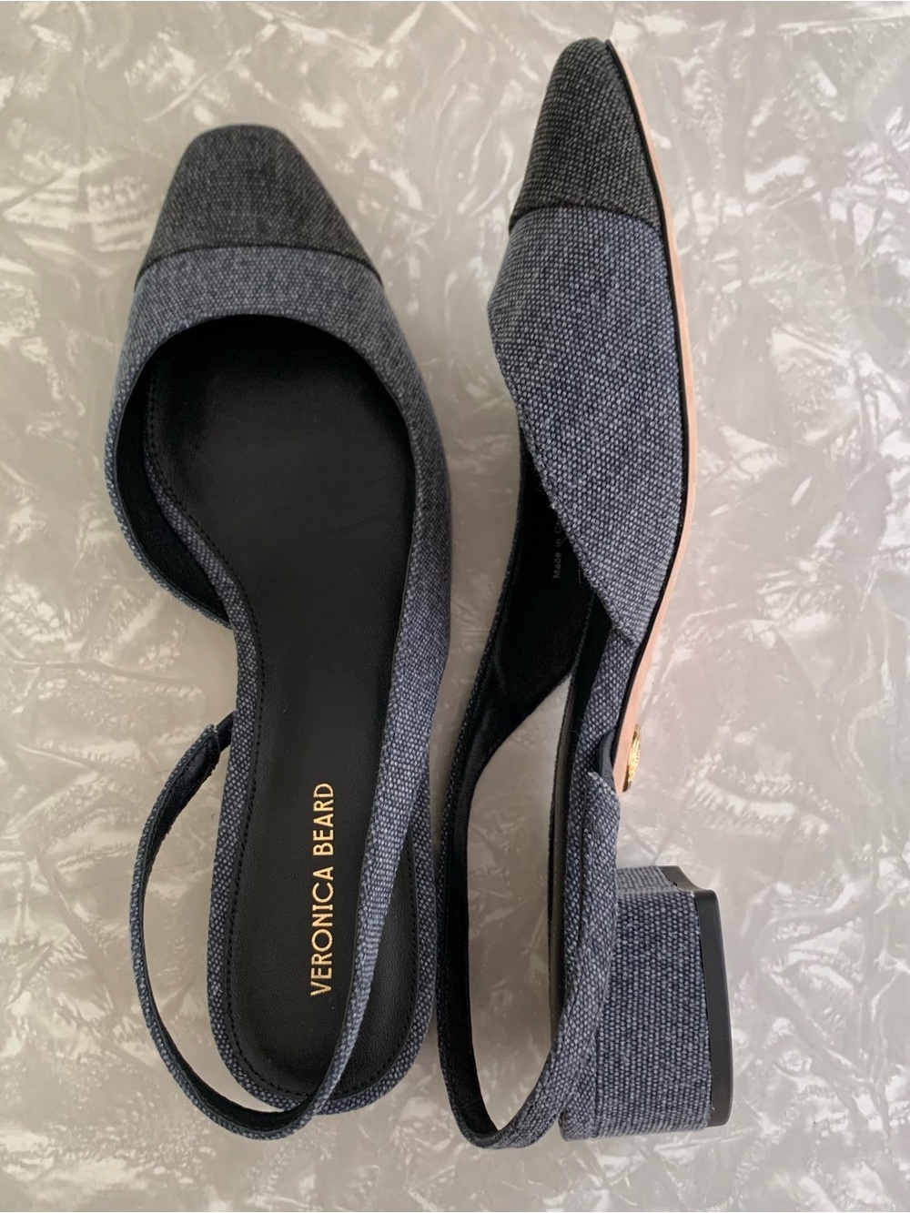 NWOT Veronica Beard Cecile Denim 
Cap toe Slingback Low Square Heel 7.5